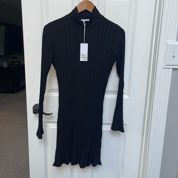 NEW REFORMATION Libra Knit Dress Black
$128 Wide Rib Faux Turtleneck Slit Large - Picture 7 of 13